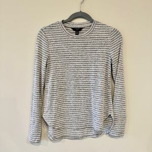 Banana Republic Luxespun Long Sleeve Shirt Sweater XS Gray White